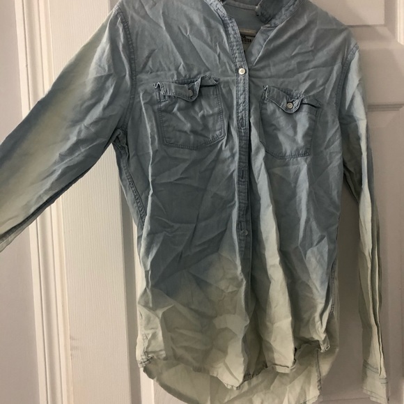 Long sleeve button up with accents - Picture 2 of 4